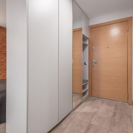 גדנסק Citystay Waterlane Island Apartment מראה חיצוני תמונה